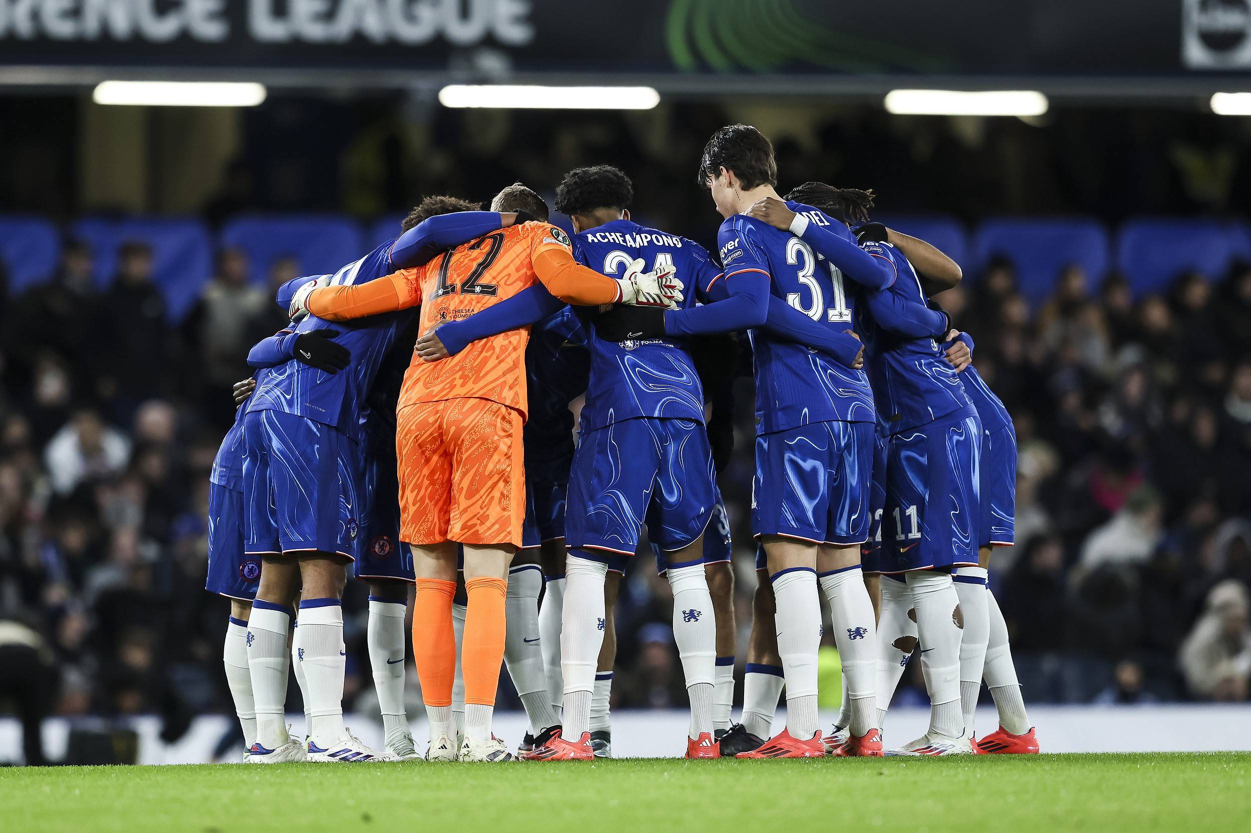 皇马鏖战哥伦比亚，孙兴慜扛起全队