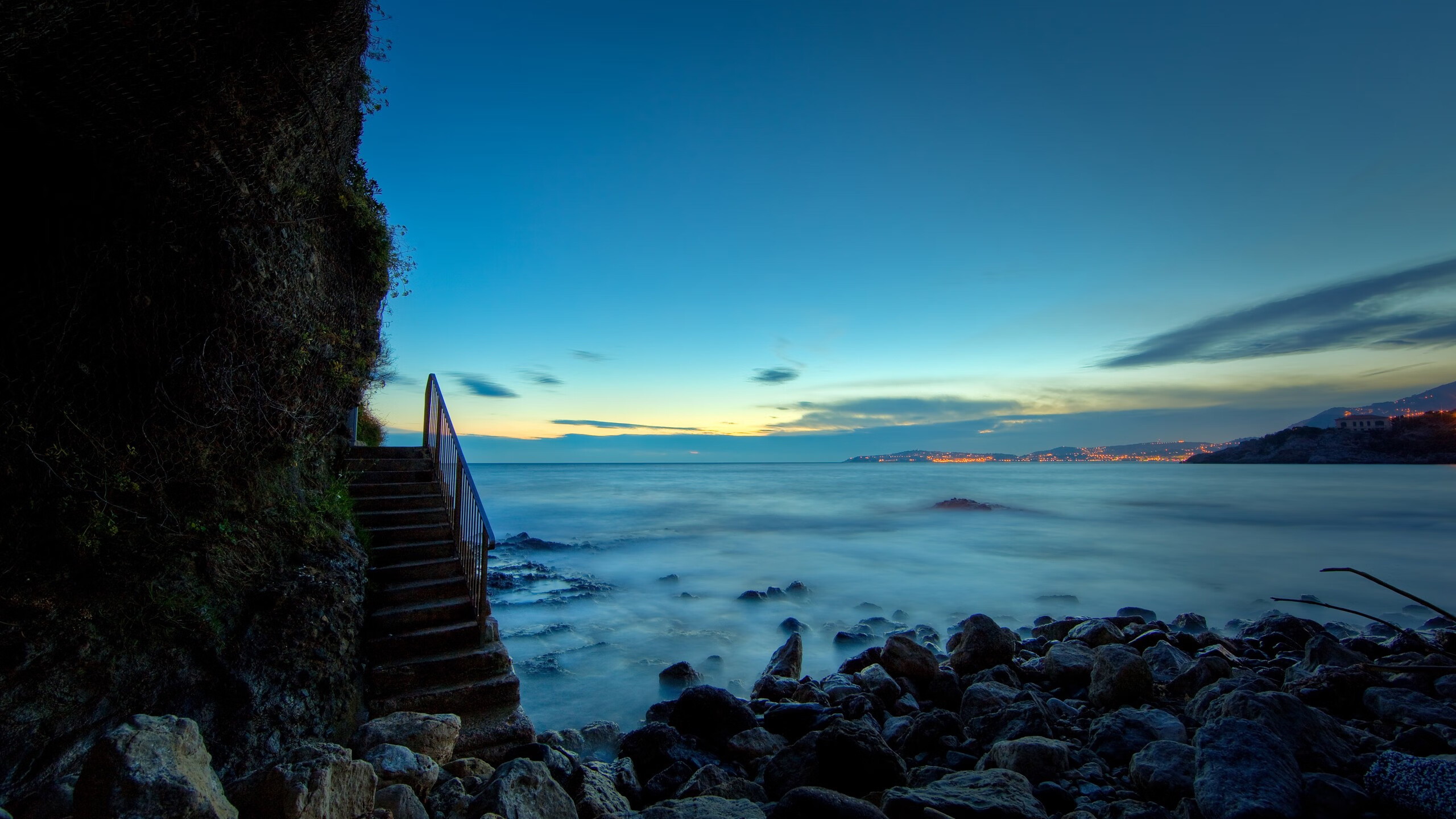 索伯车队逆境狂飙23分逆袭阿斯顿马丁,周冠宇状态觉醒成关键先生