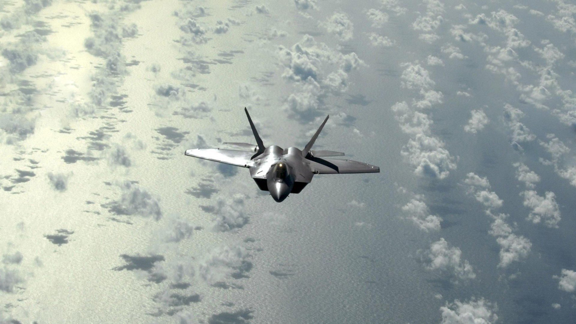 锋刃与洪流，英格拉姆冷血突破撕开防线，活塞钢铁洪流淹没上海