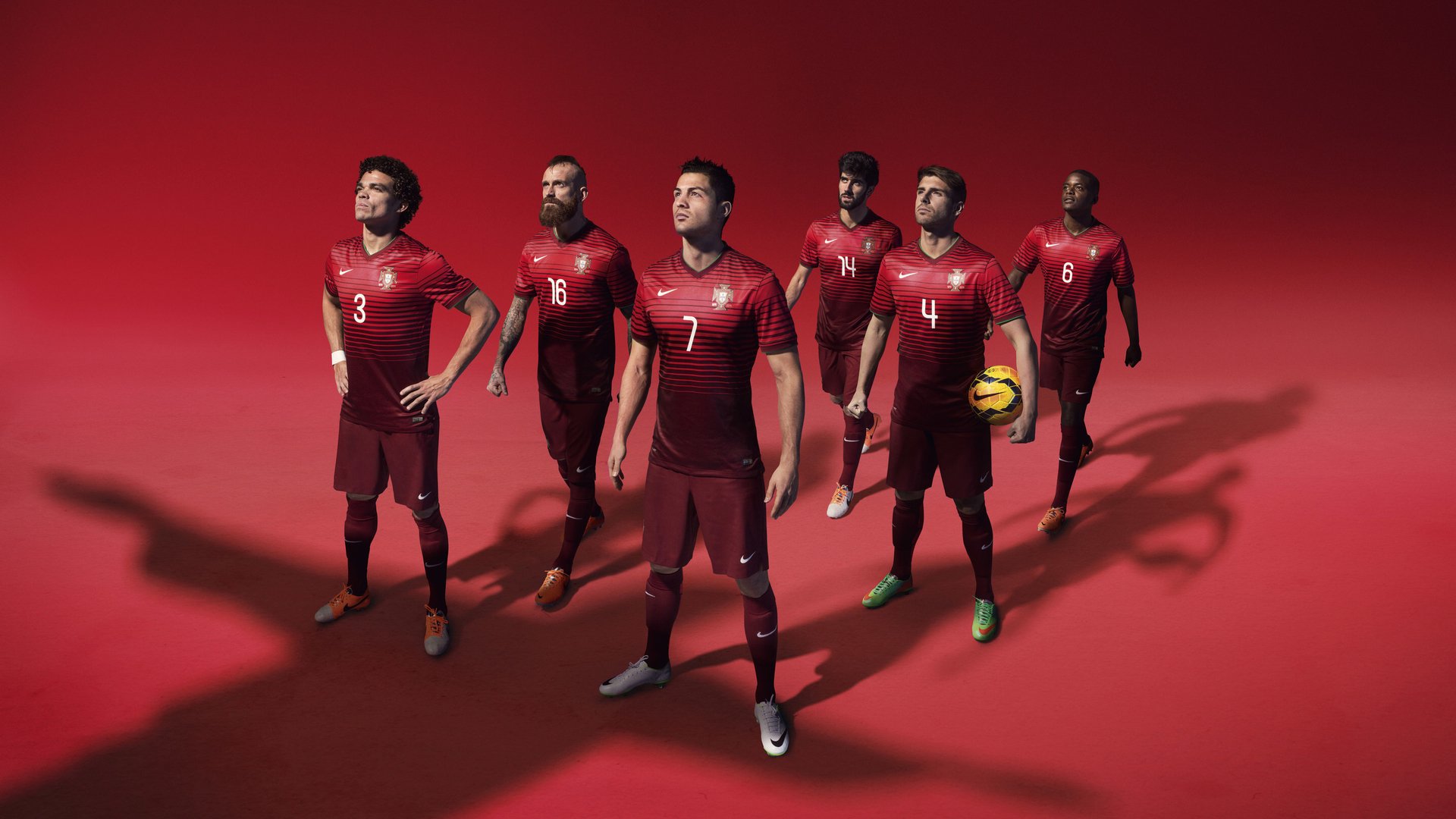 新北欧传奇，厄德高攻防一体编织黄昏，芬兰尖刀刺穿多特蒙德心脏