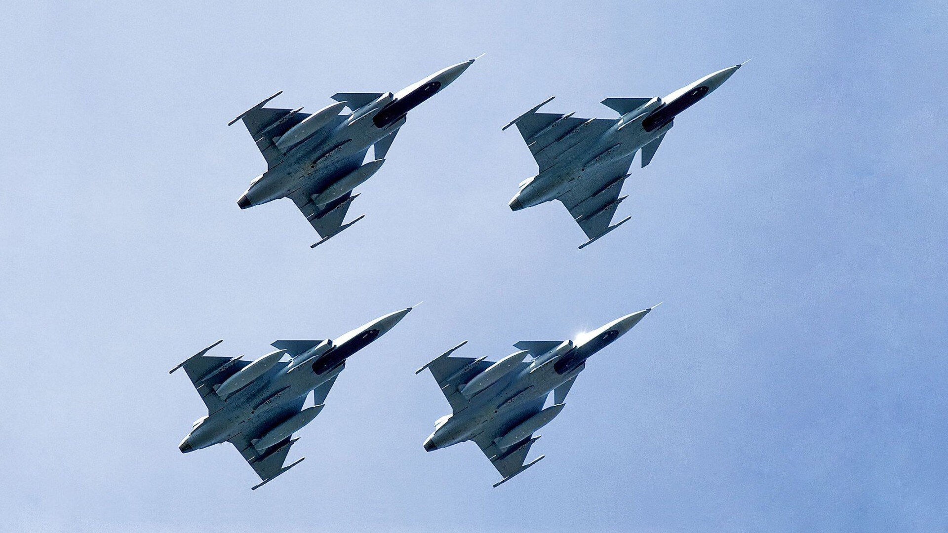 贝恩的风险对冲，当关键先生学会与粉碎性概率共舞