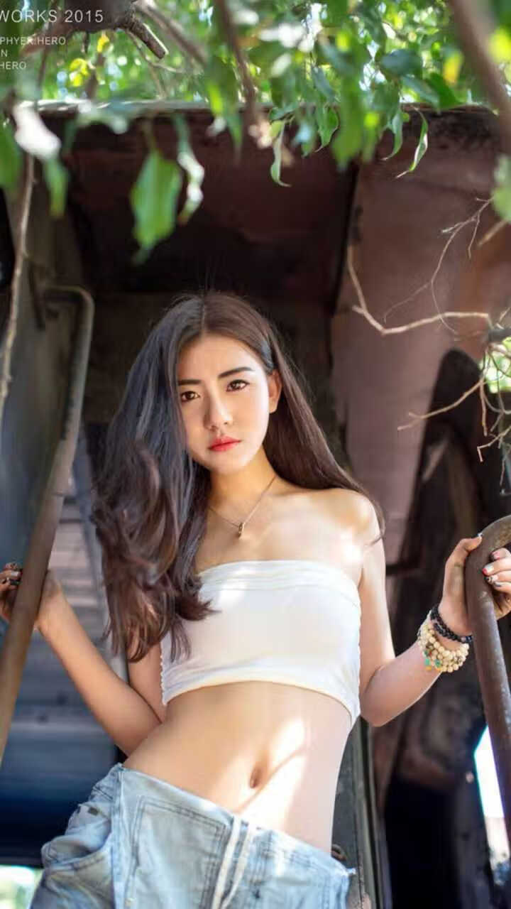 巴黎闪电战击溃高卢雄鸡，加维导演中场逆转好戏