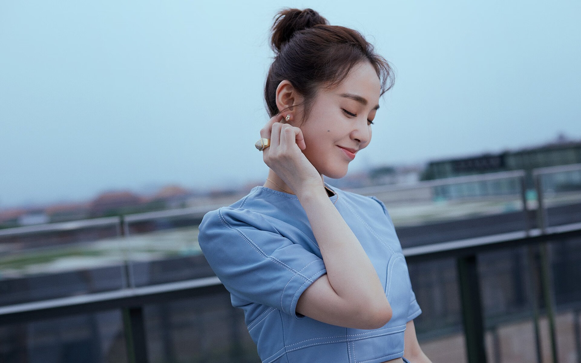 跨时空对决，当凯尔特人巅峰遇上上海队，拉文如何成为关键先生？