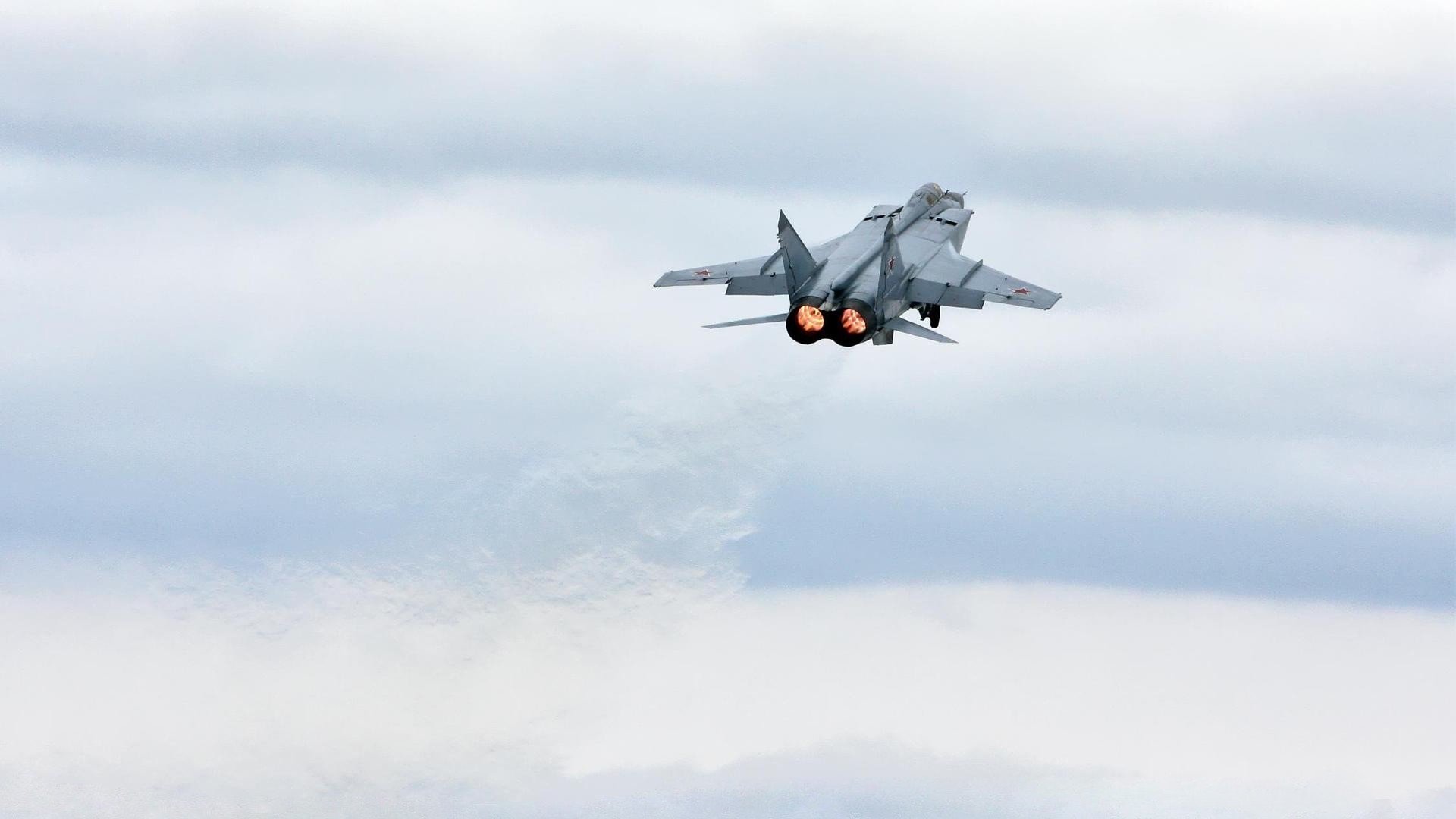 英超争冠暗藏国际战争,埃及连续压制威尔士